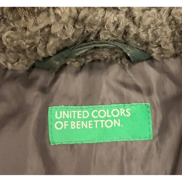 United Colors of Benetton Boys 7-8 Down Puffer Jacket Faux Fur Hood Green Grey - Picture 8 of 9